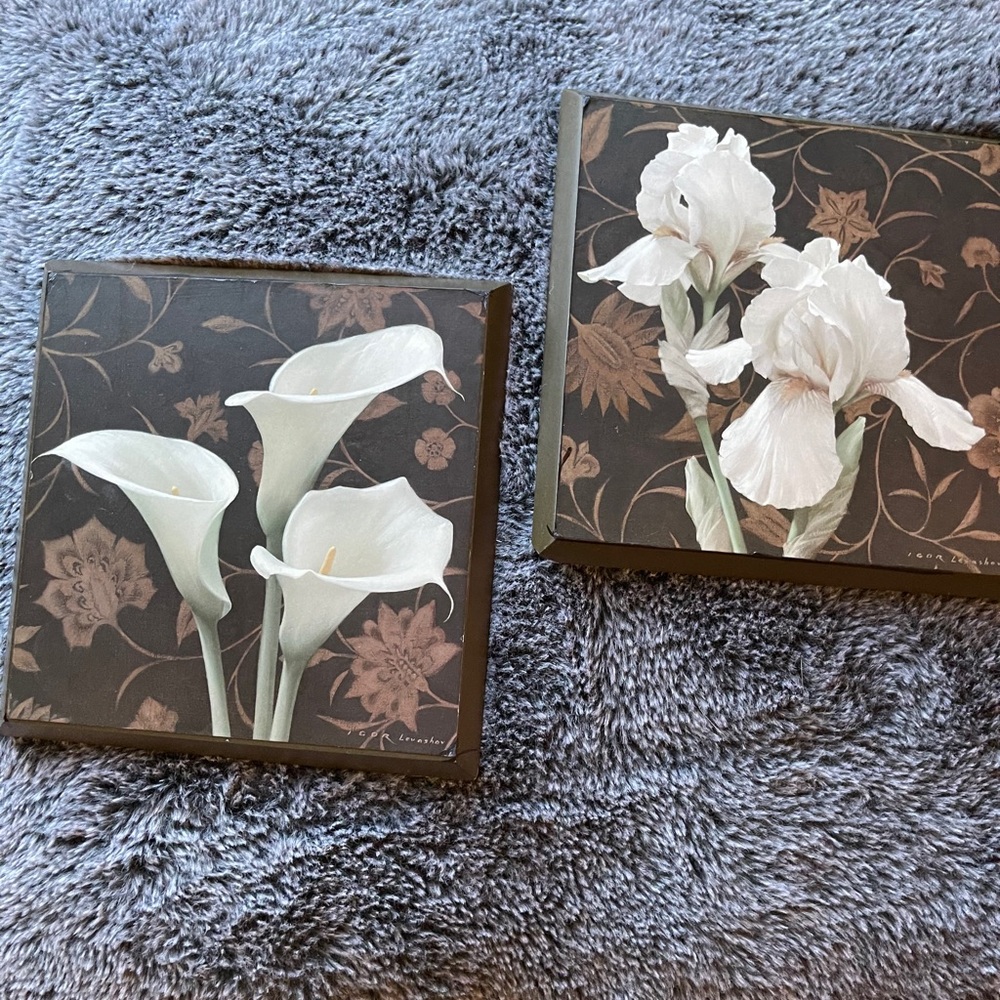 Wall frames